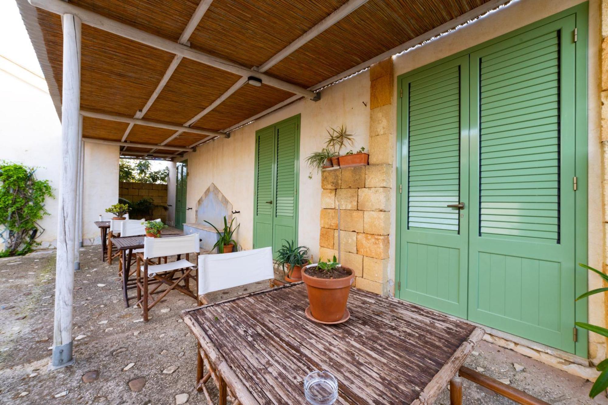 Podere Fossarunza Di Carlo Manzo Marsala Exterior photo